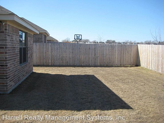 5th image of 416 Park Place Dr