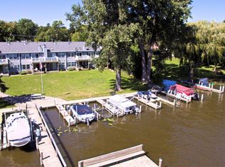 251 S 1st St, Winneconne, WI 54986