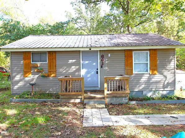 662 Jackson Dr, Bismarck, MO 63624