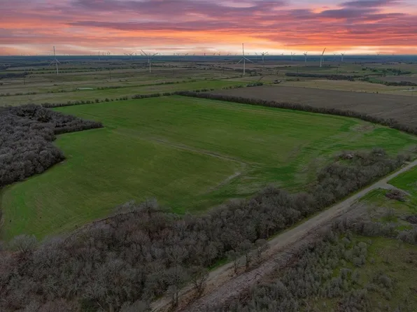 Thompson Rd, Mart, TX 76664