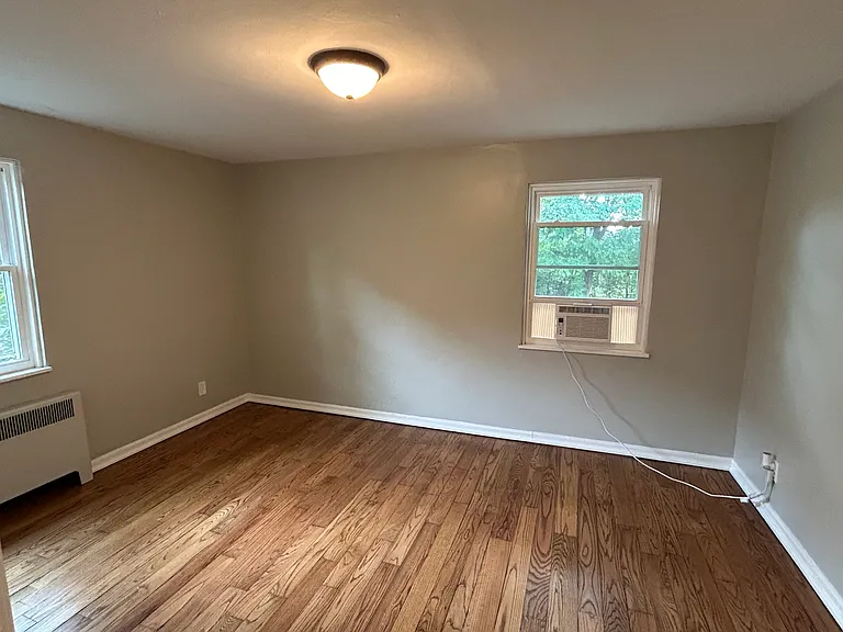 1219 Franklin Ave #1 — Photo 7