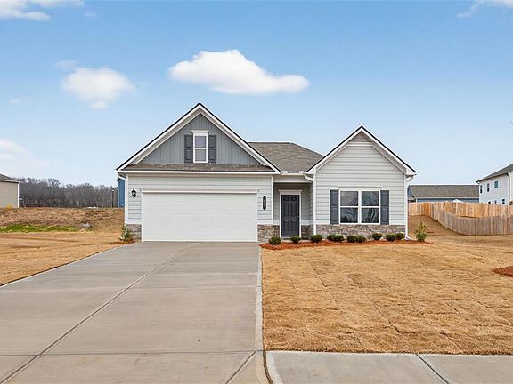 2nd image of 23 Willow Cir