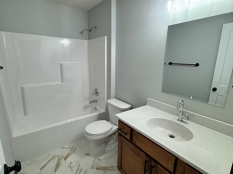 1432 N 104th St — Photo 23