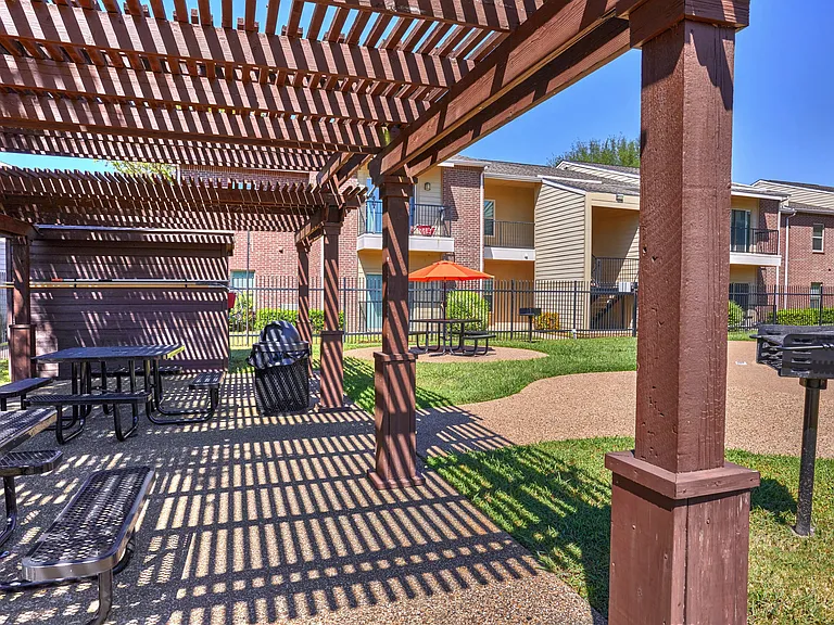 Creekwood Place — Photo 9