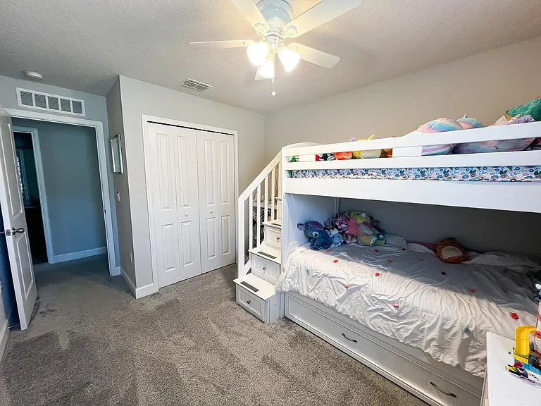 1585 Chelsea Manor Cir — Photo 29