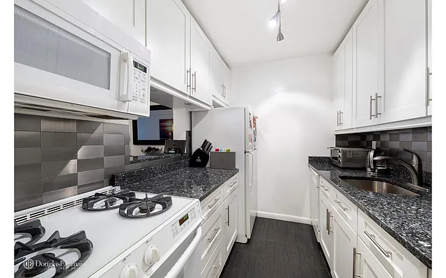 Sold by Douglas Elliman | media 2