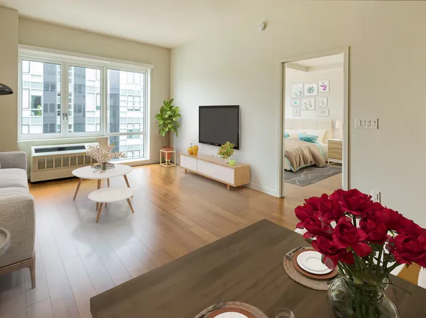 544 Union Avenue image 1 of 13