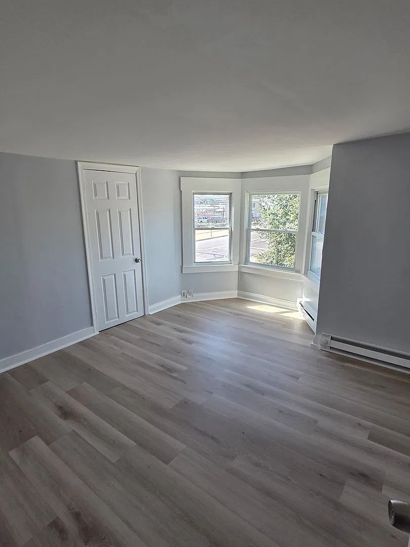200 E Oak-503 N 2nd Street — Photo 2
