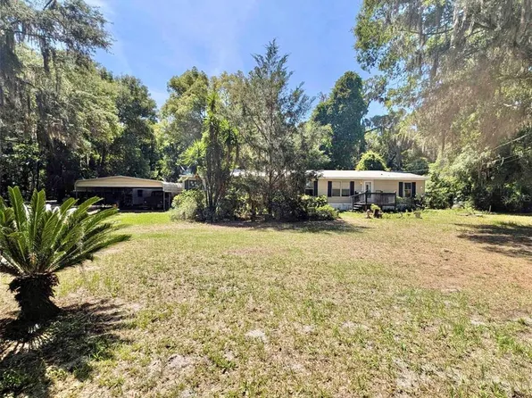 364 County Road 309, Satsuma, FL 32189