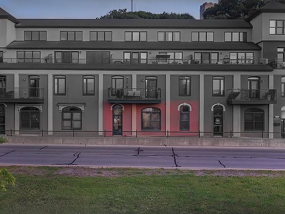 2nd image of 103 N Lakeshore Blvd