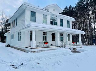 4510 Chatelet Dr, Boyne City, MI 49712