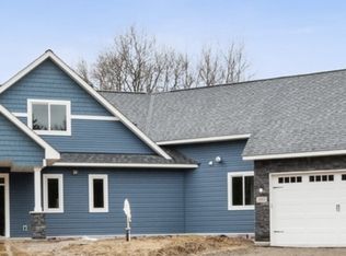 2313 36th Ave SW, Cambridge, MN 55008