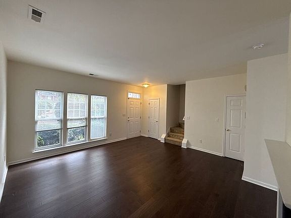 3rd image of 3038 Uxbridge Woods Ct