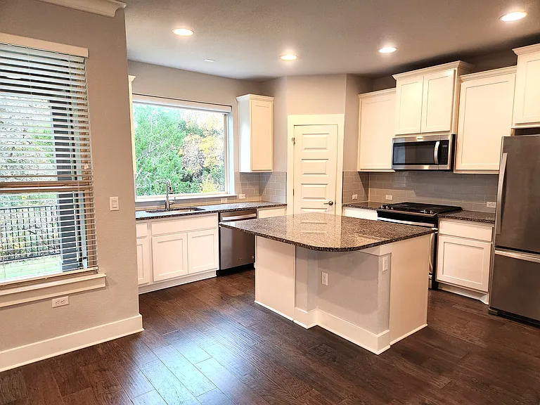 9715 McKnight Loop — Photo 11