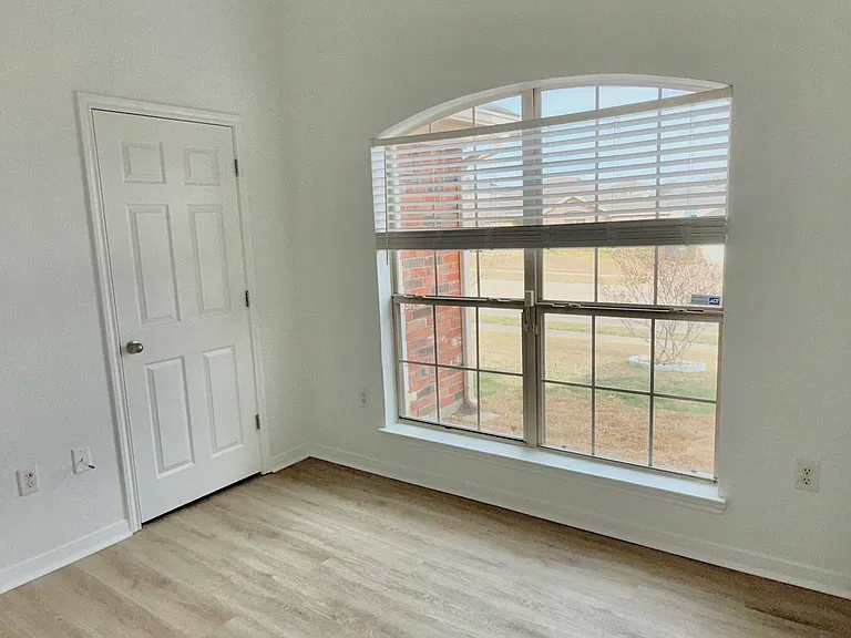 2107 Gail Dr — Photo 18