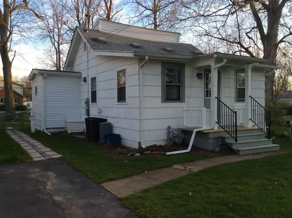 283 Garfield Ave, Angola, NY 14006