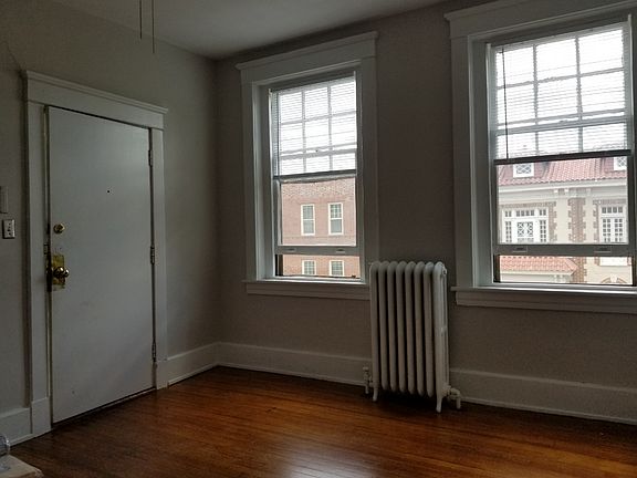 2nd image of 2711 Hanover Ave #2
