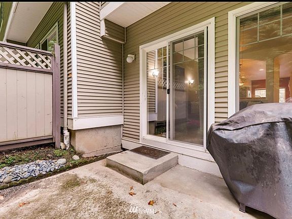 5th image of 18501 SE Newport Way Unit H337