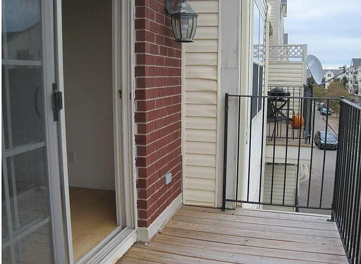 Building Photo - 3202 Camden Dr