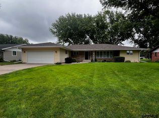 940 17th St, Henderson, NE 68371