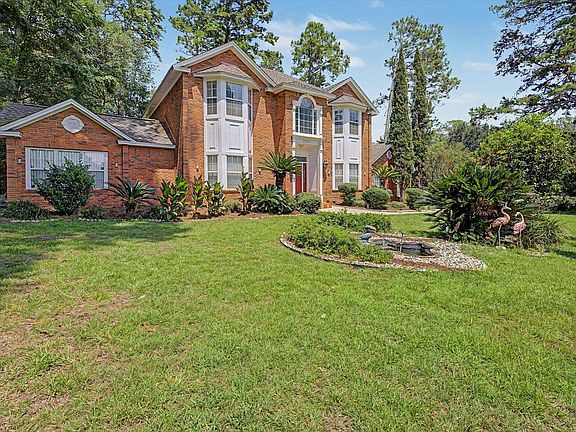 3rd image of 3551 Gardenview Way