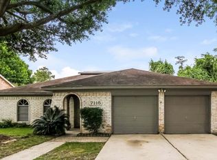 7115 Foxway Ln, Humble, TX 77338