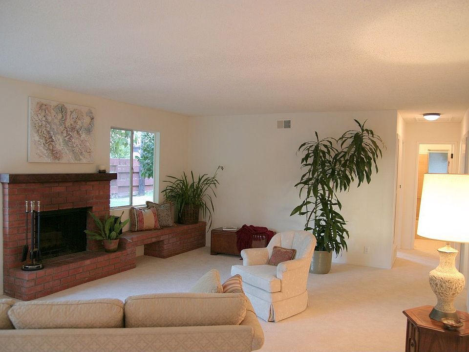 2nd image of 5228 Kirk Dr