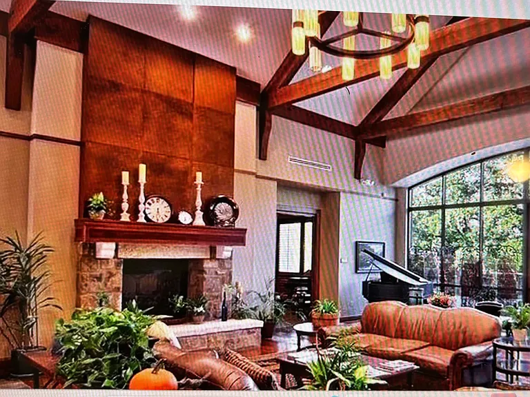 Resort front room