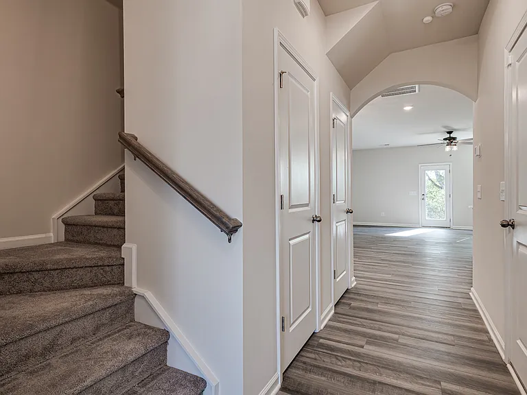 13045 Cottage Crest Ln — Photo 8