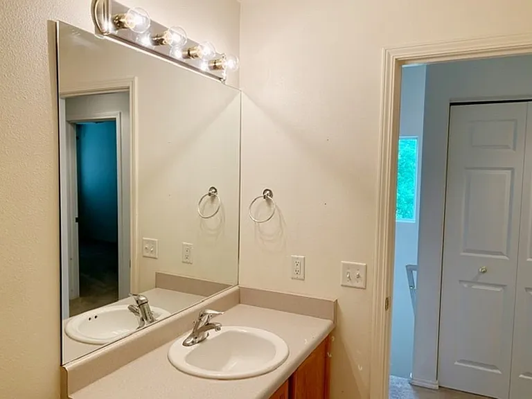 621 Donna Dr #A — Photo 15