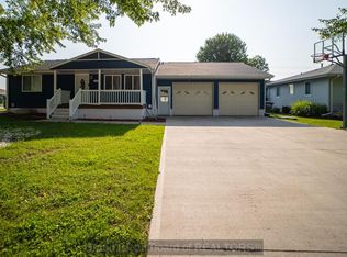 2304 N Sheridan Ave, Grand Island, NE 68803