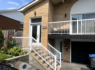 3125 Lednier Ter, Mississauga, ON L4Y 3Z9