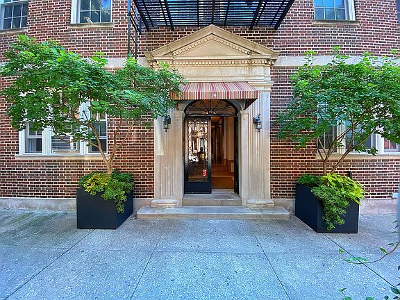 2nd image of 19 Fiske Pl APT B1