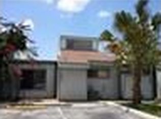 1749 NW 73rd Ave, Plantation, FL 33313