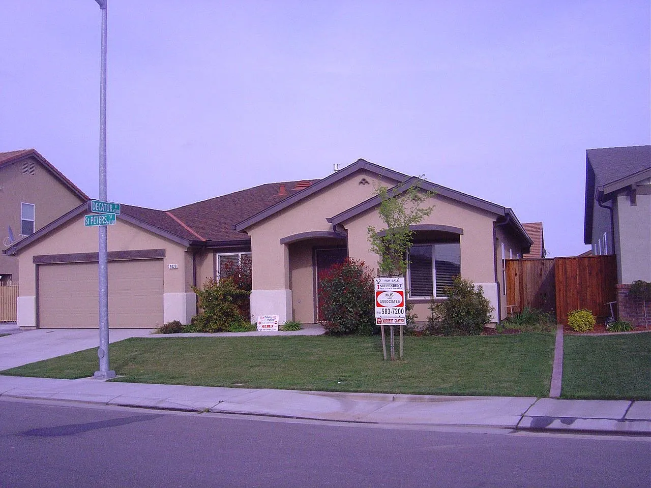 2028 Saint Peters St photo 1