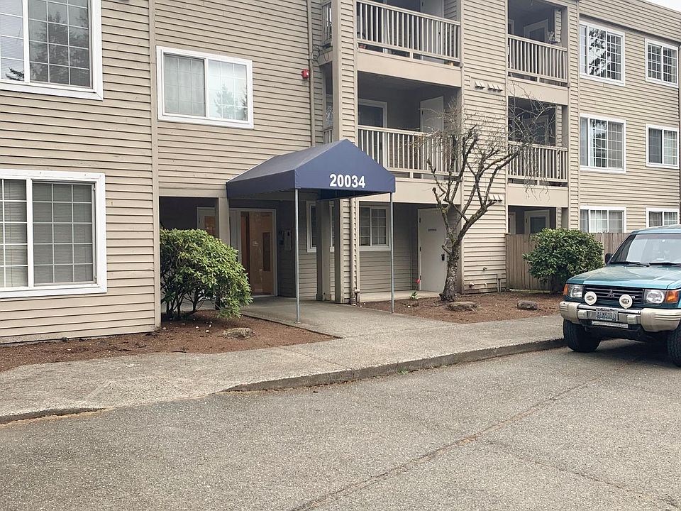 1st image of 20034 15th Ave NE APT 103