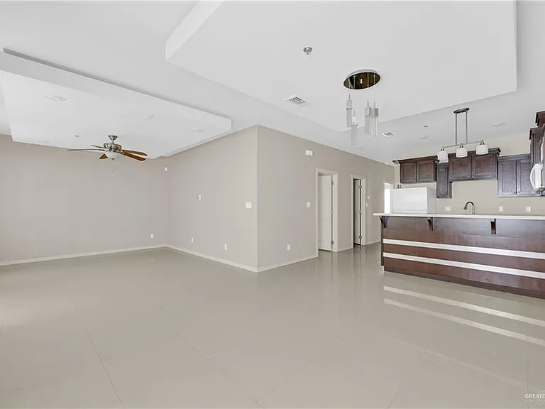 3004 S L St #2 — Photo 4