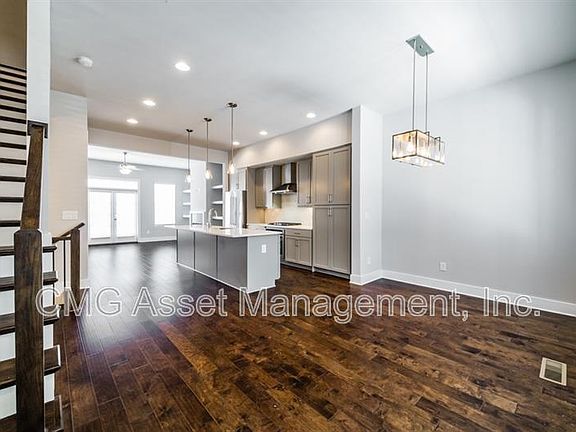 4th image of 730 Taylor Ct NE #5