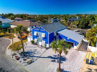 4211 3rd Ave NE, Bradenton, FL 34208