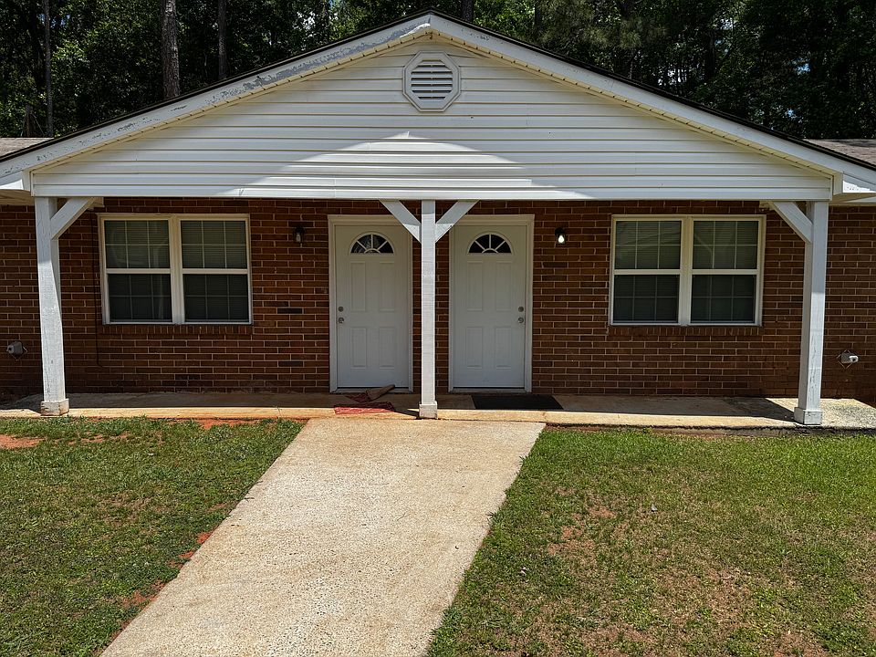 1st image of 195 Pinewood Dr Unit 6
