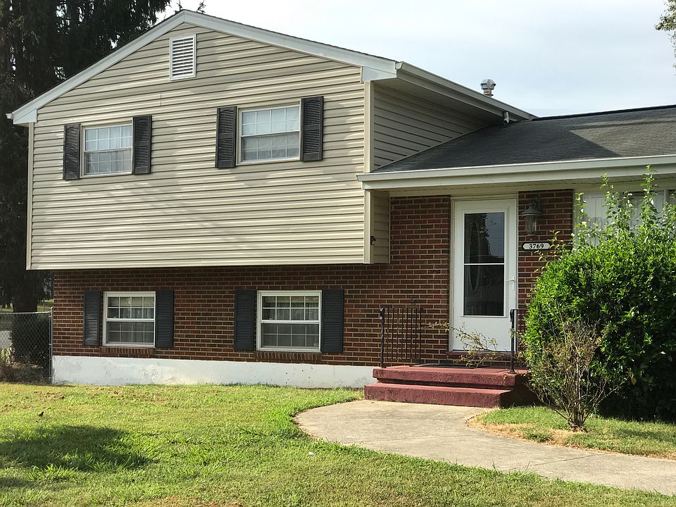 1st image of 3769 Troutland Ave NW