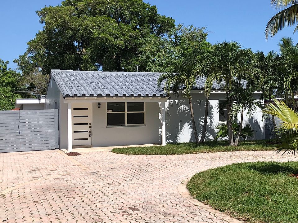 1st image of 1612 NW 6th Ave