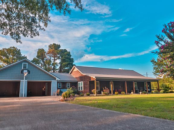 3rd image of 60011 Summerford Dr