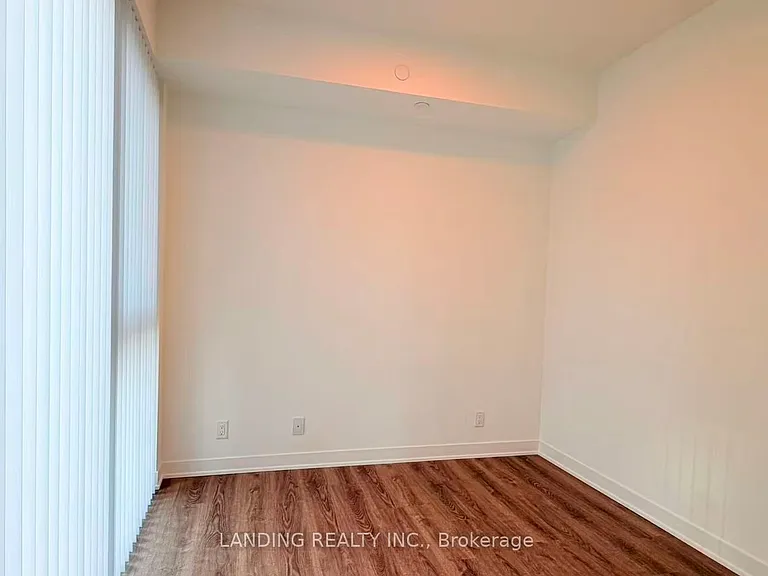 180 Front St E #2110 — Photo 9