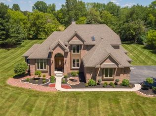 1092 Bishop Rd, Saline, MI 48176