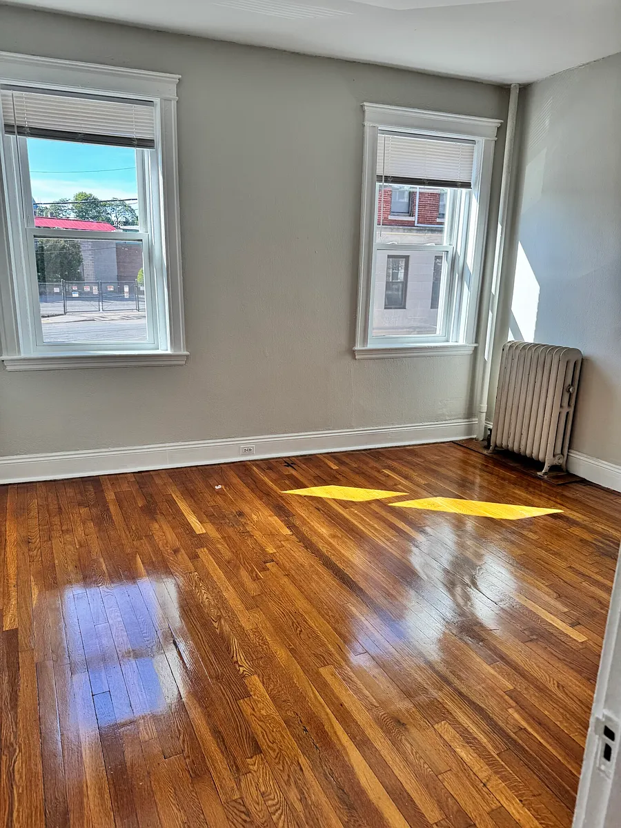 Building Photo - 1197 Commonwealth Ave #4