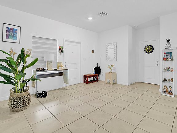 4th image of 21460 SW 127th Pl