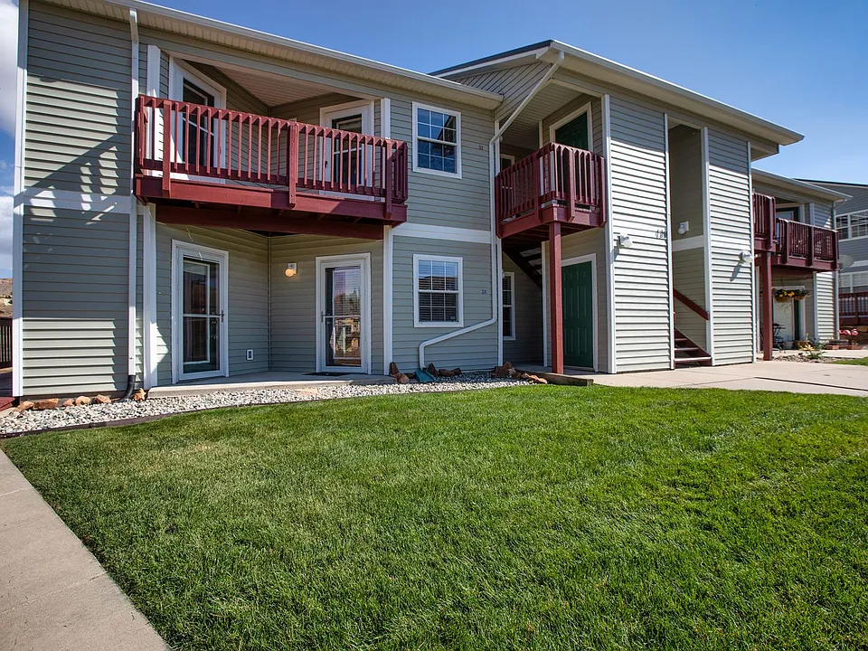120 Whalen Ave #24