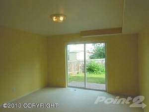 111-146851 Family Room