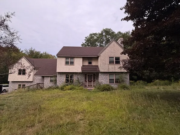 10 Patricia Ann Dr, Haverhill, MA 01830
